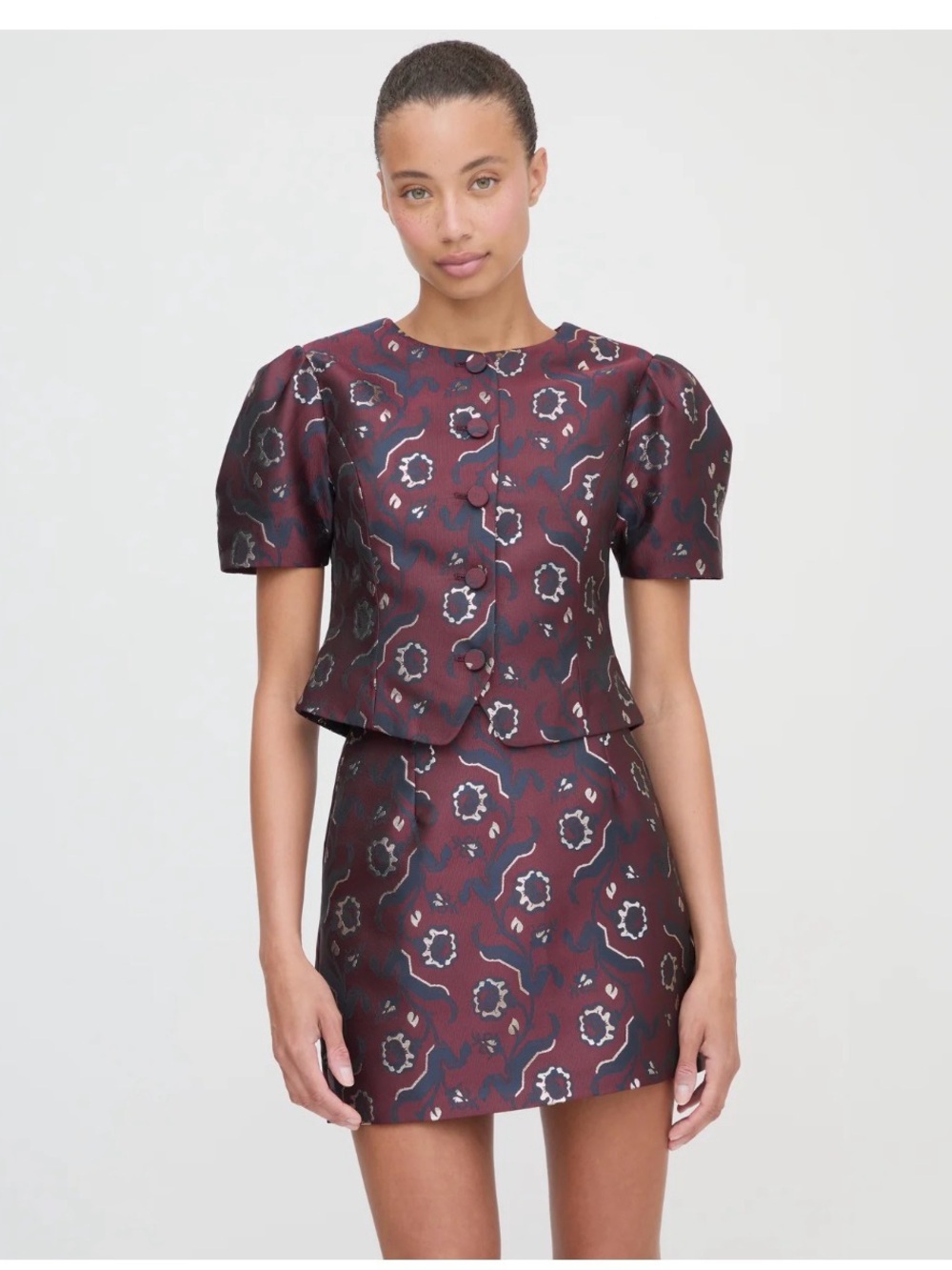 ISO- TOP AND SKIRT Women's Burgundy Floral Jacquard Mini Skirt